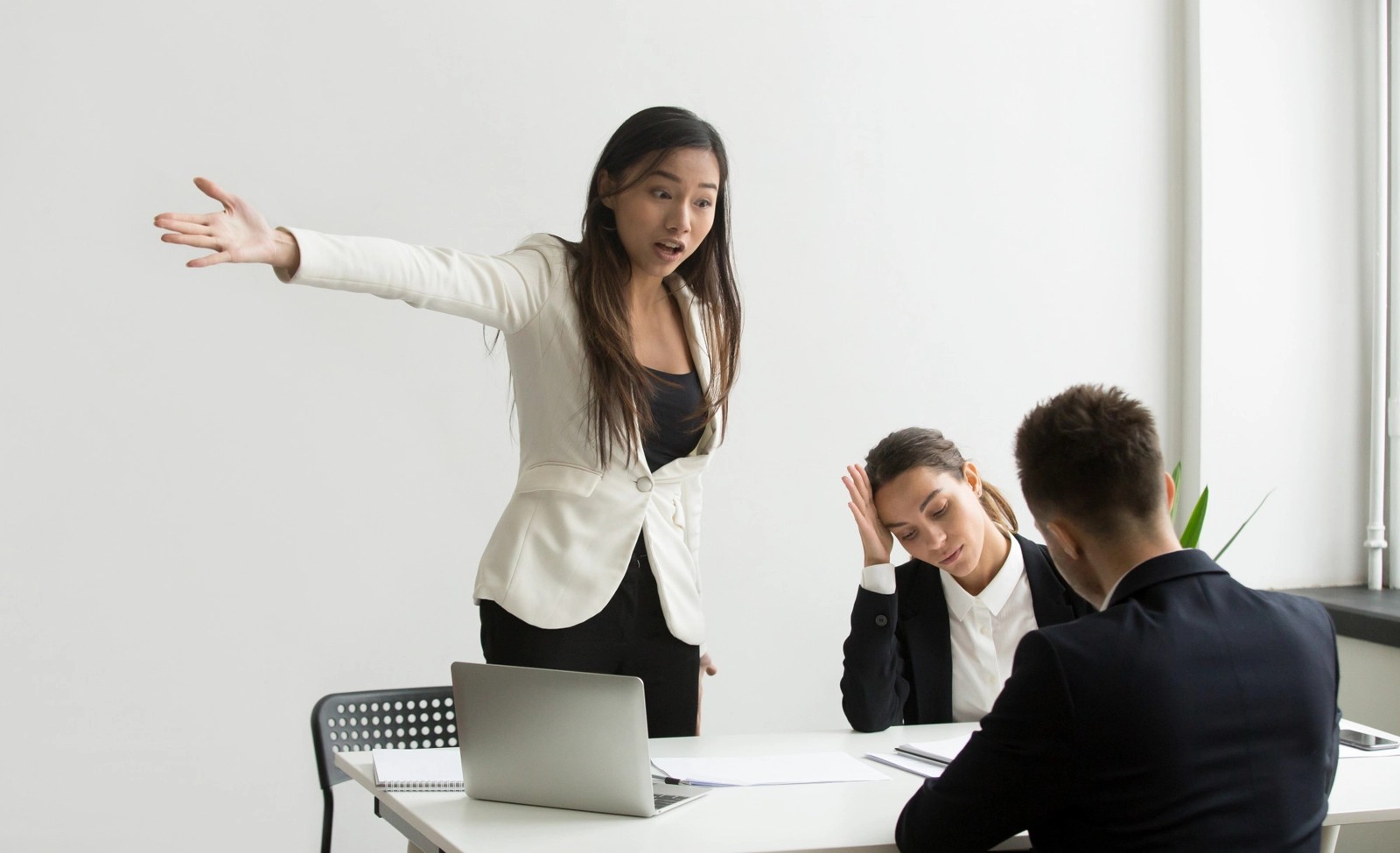 Managing Challenging Behaviours in the Workplace