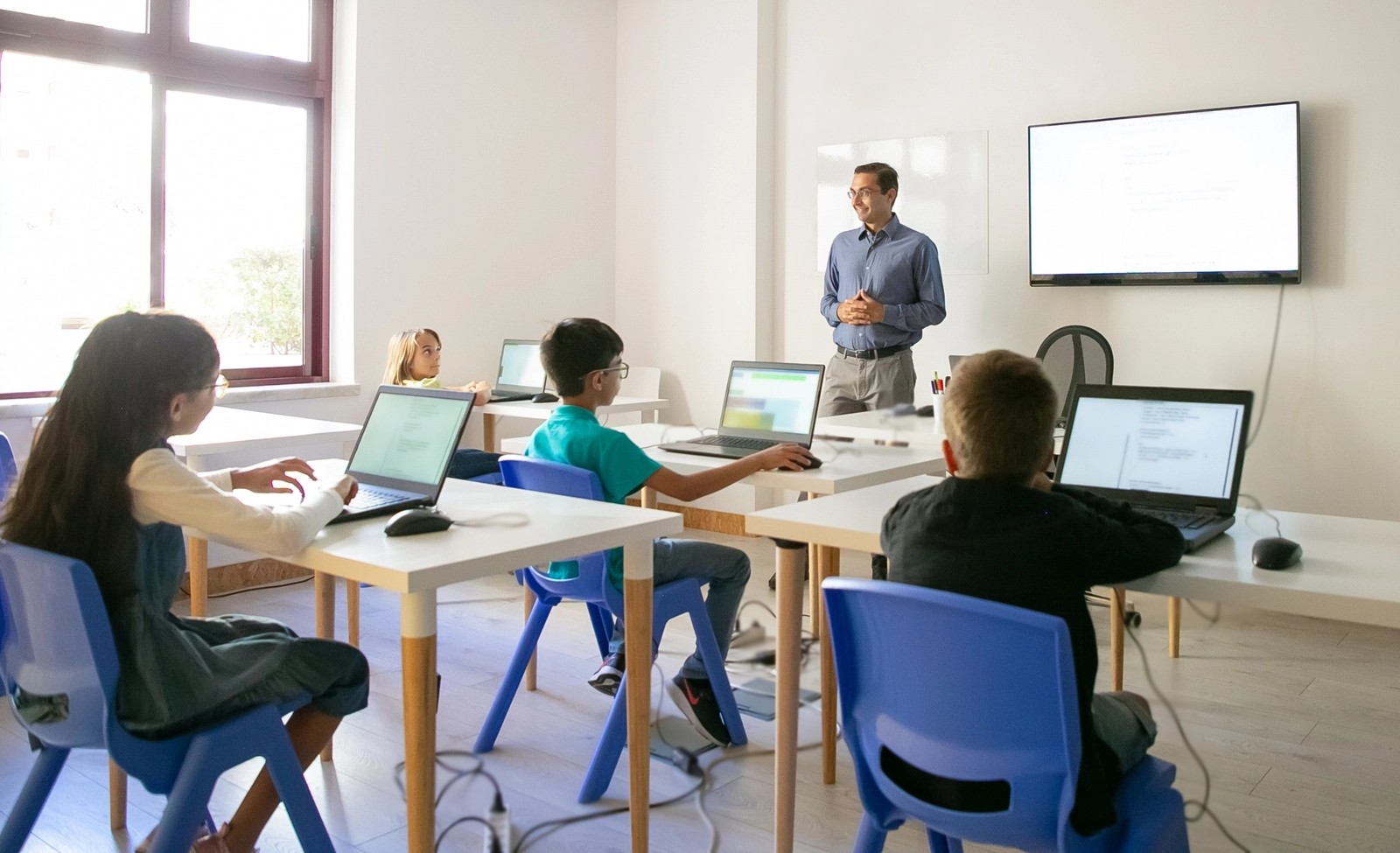 Leadership Training for Primary and Secondary School Students
